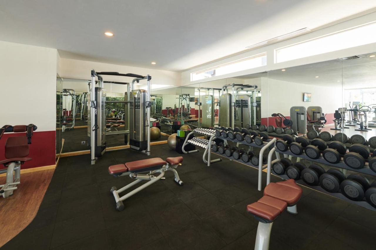 Eastin Grand Hotel Saigon Ho Şi Min Dış mekan fotoğraf The gym at the hotel