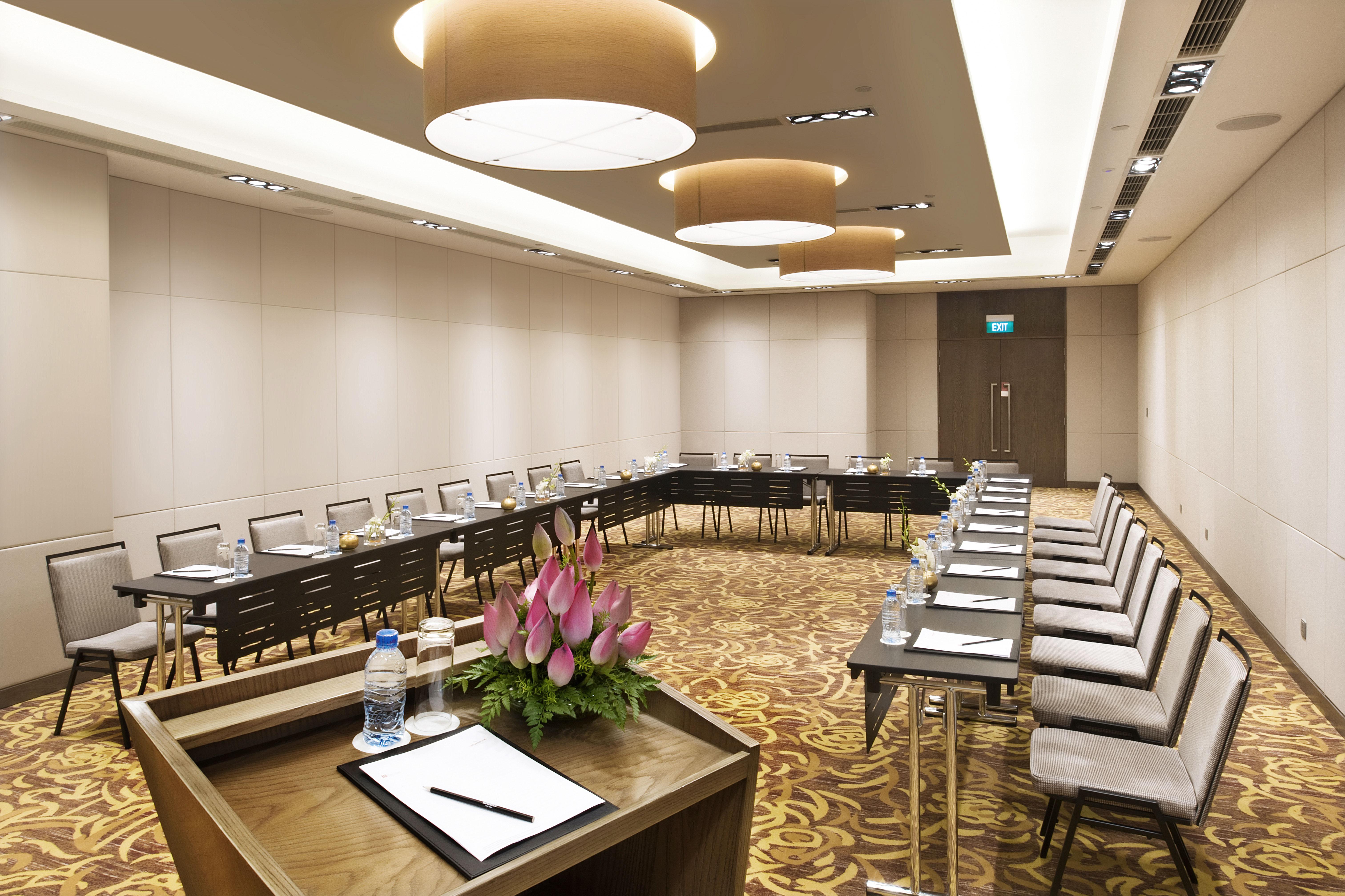 Eastin Grand Hotel Saigon Ho Şi Min Dış mekan fotoğraf Meeting room