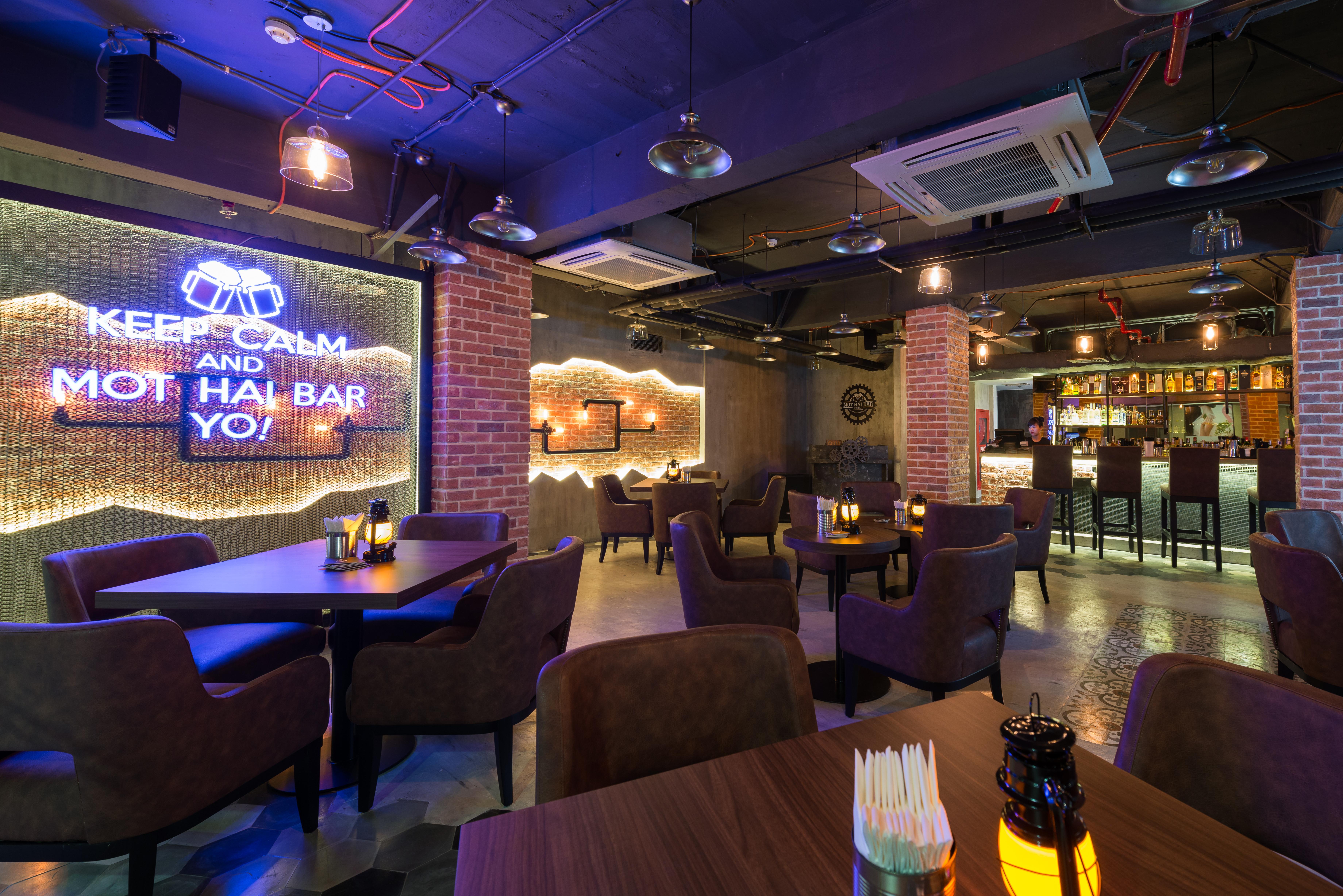 Eastin Grand Hotel Saigon Ho Şi Min Dış mekan fotoğraf Interior of Hab Bar
