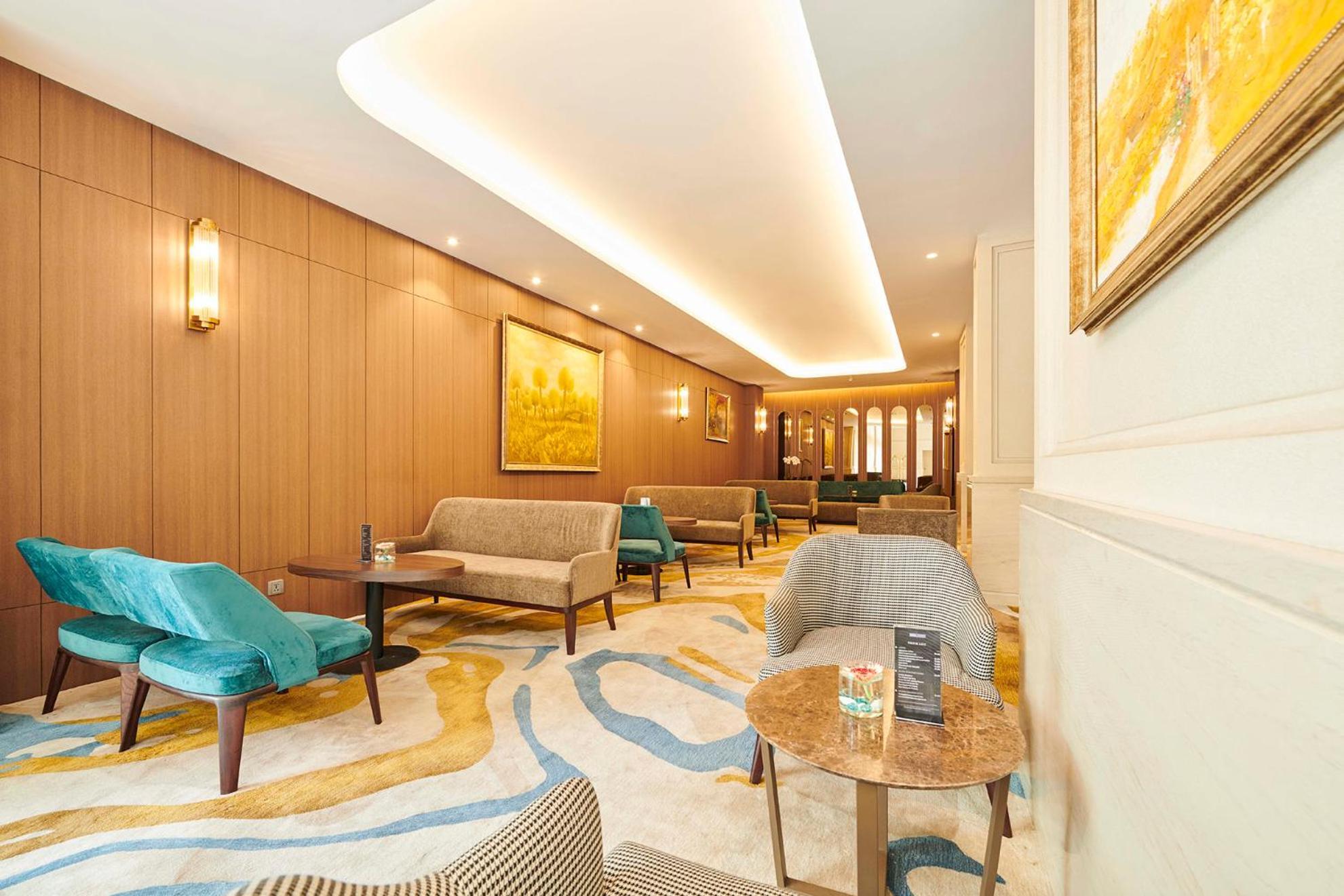 Eastin Grand Hotel Saigon Ho Şi Min Dış mekan fotoğraf The interior of the lounge